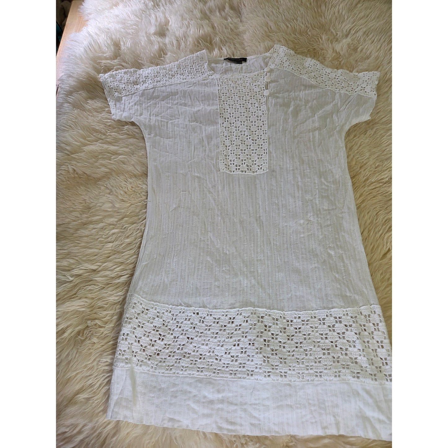 BCBG Max Azria white cotton eyelet short sleeve Tunis dress top short sleeve