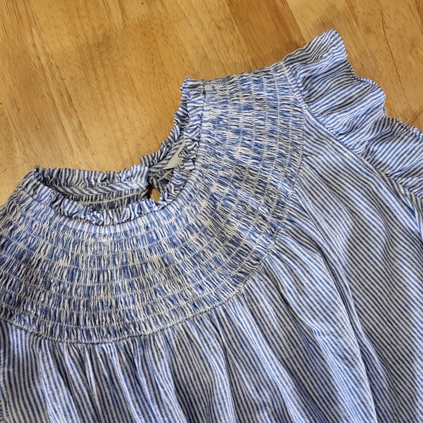 Crown & Ivy XXL Linen Blend Flutter Sleeve Elastic Keyhole Blue Striped