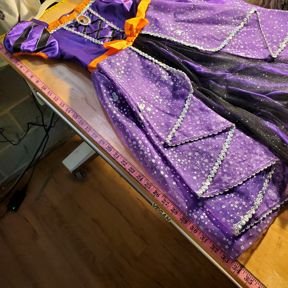 Disney Store witch Minnie Mouse costume purple orange glitter size 7/8 (no hat)