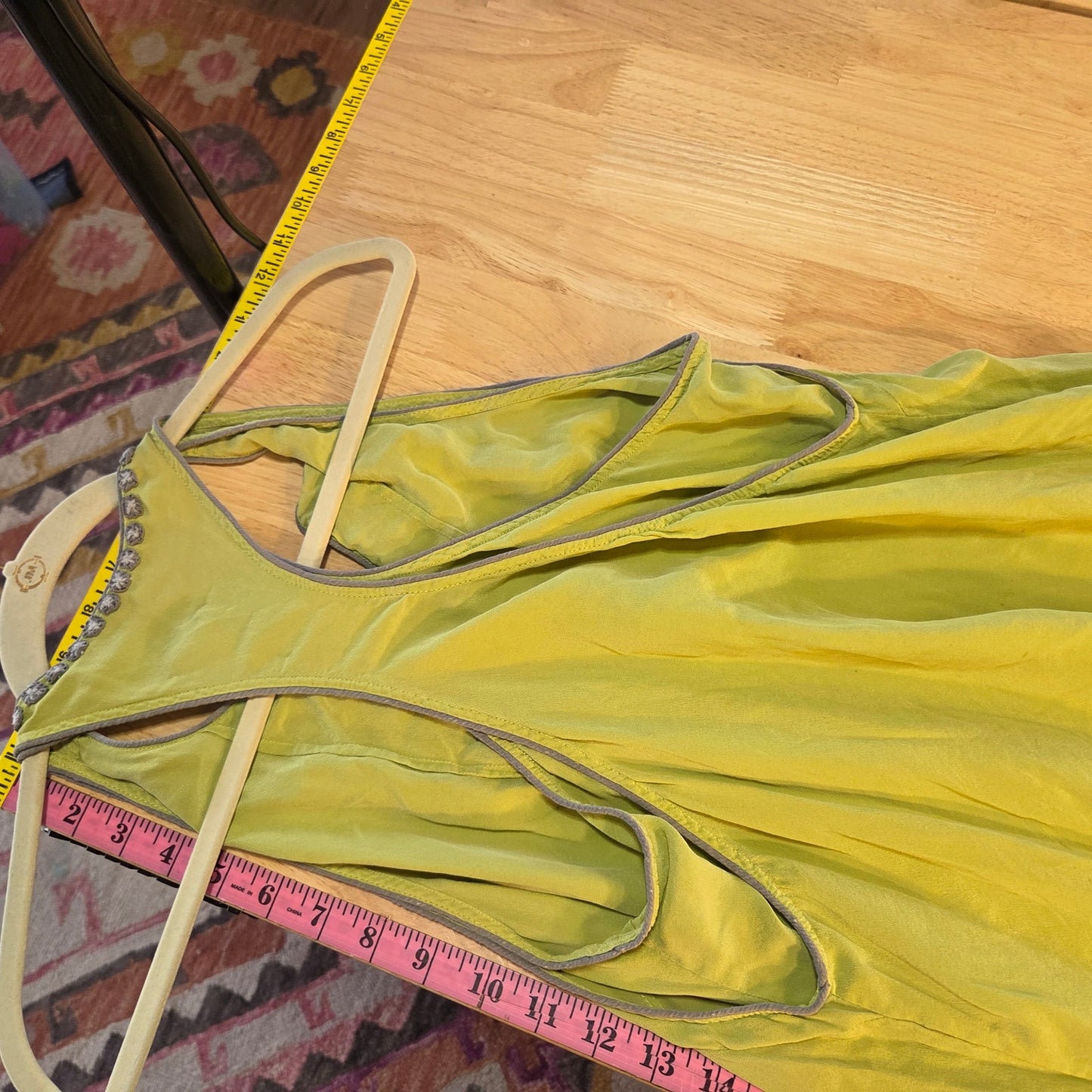 Bcbgmaxazria chartreuse neon green silk sleeveless tank dress embroidered med