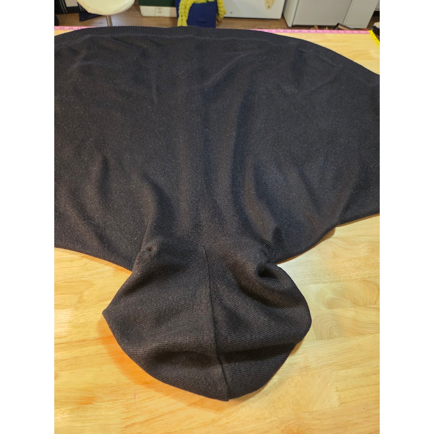H&M Black close knit hooded Poncho zip front pockets  one size