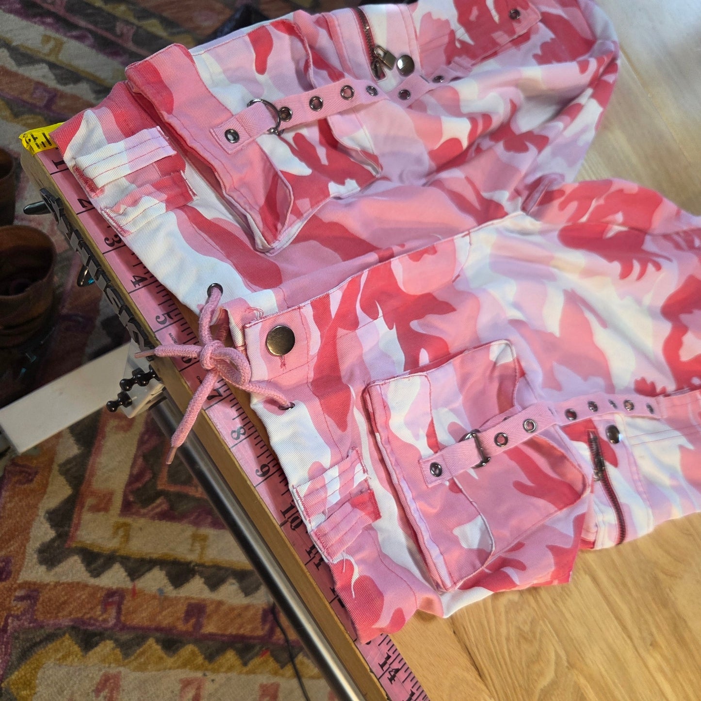 Riflessi pink camouflage Raver pants bondage straps wide leg adjustable 2XL