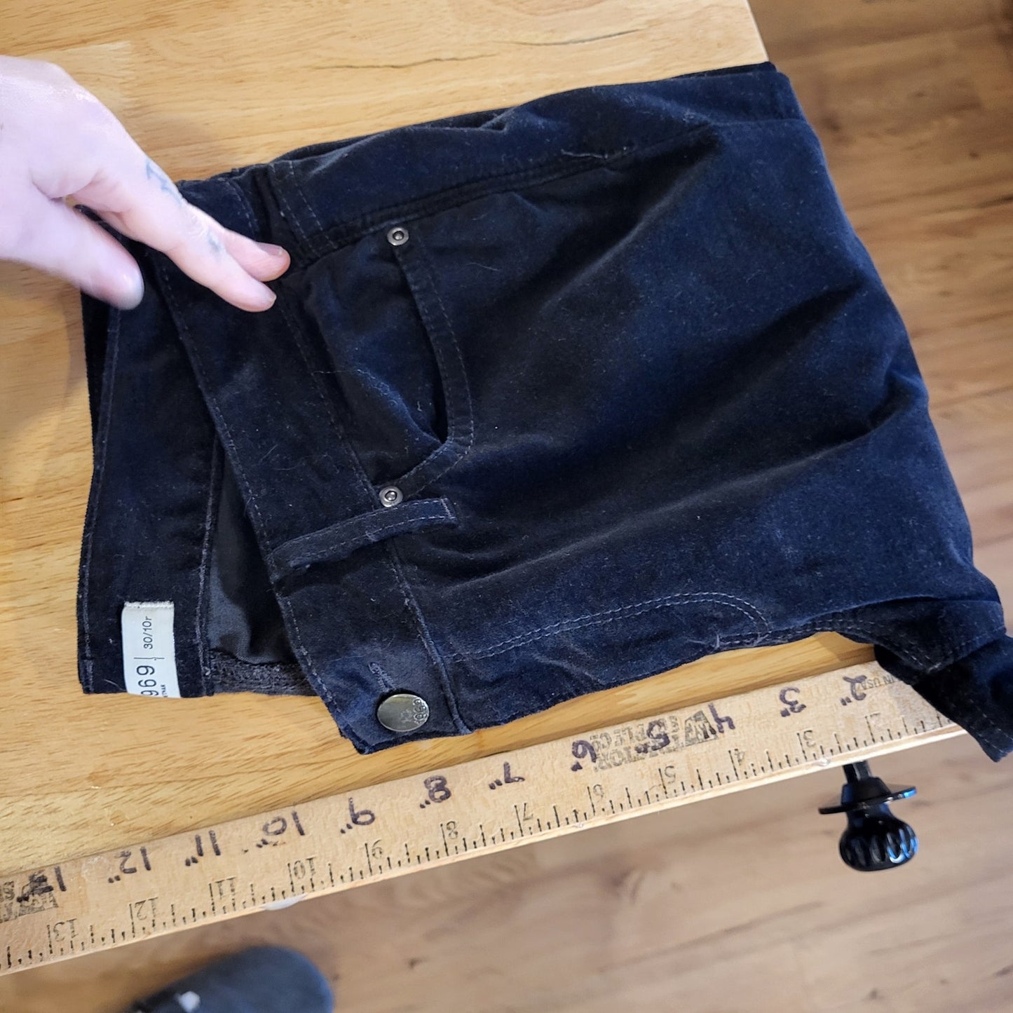 Gap 1969 30/10r Black Straight Leg Jeans Cotton Blend 9" Rise 31"Inseam