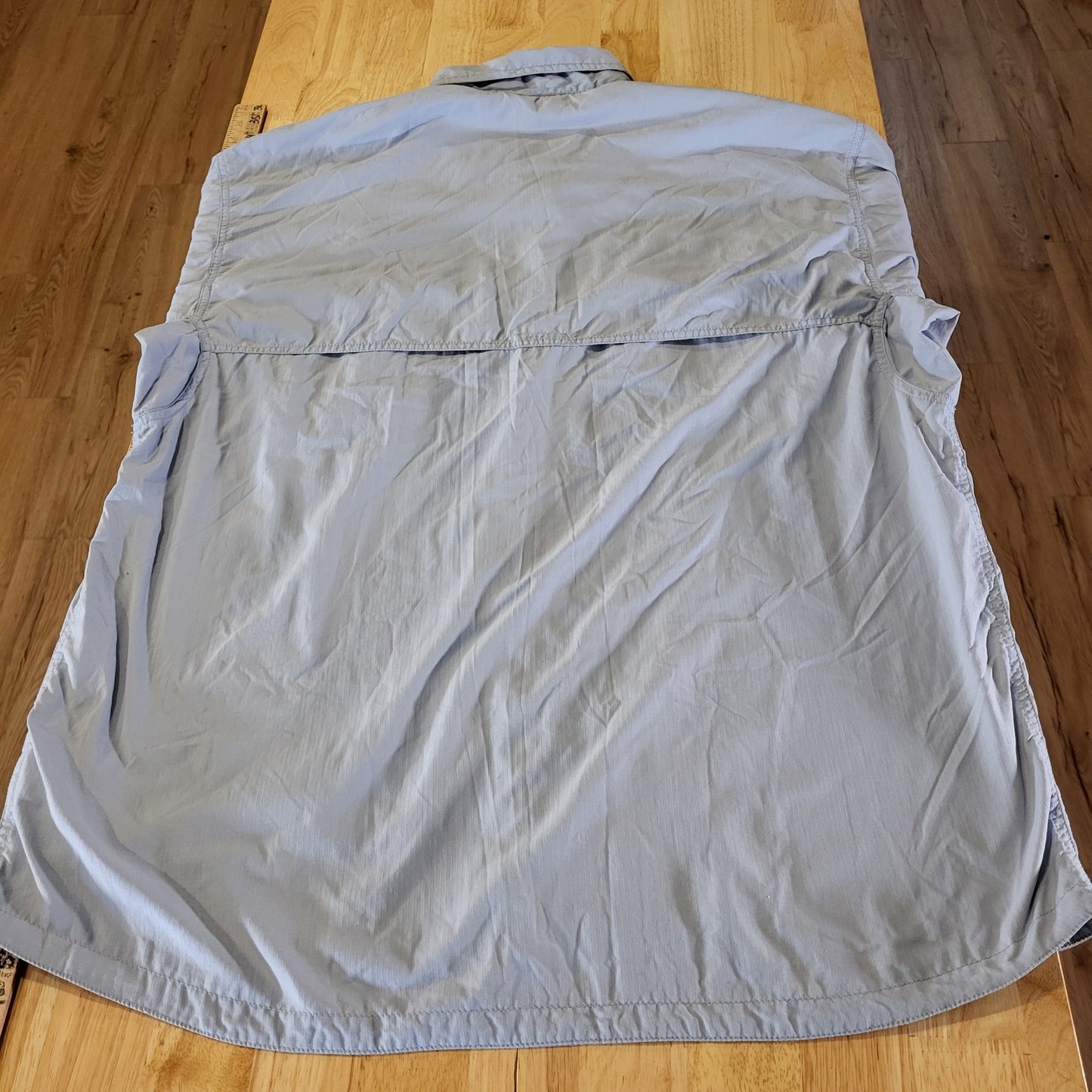 Columbia Blue Long Sleeve GRT Nylon XL Collared Button Down