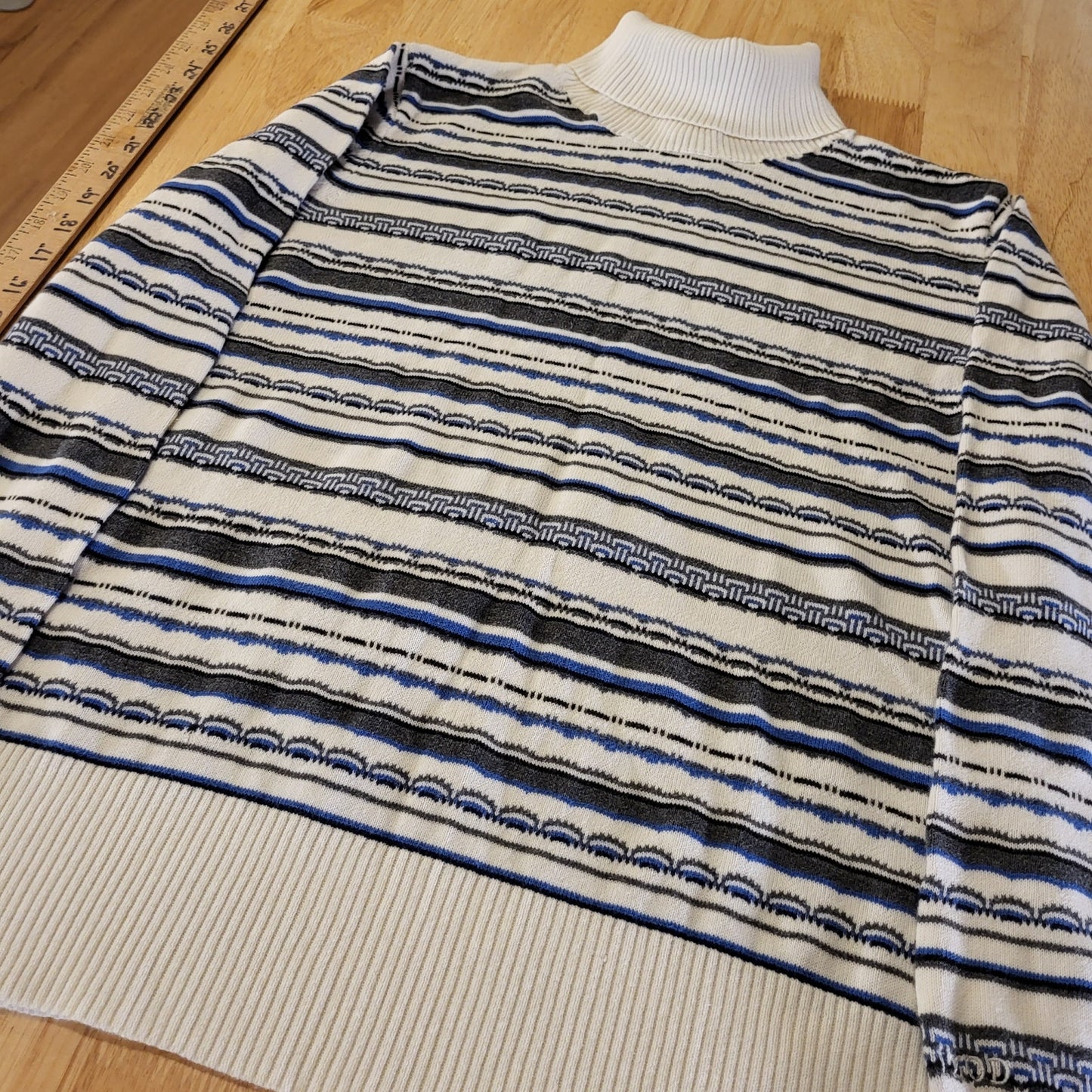Izod Cotton White Blue Striped Wave Turtle Neck Sweater Large
