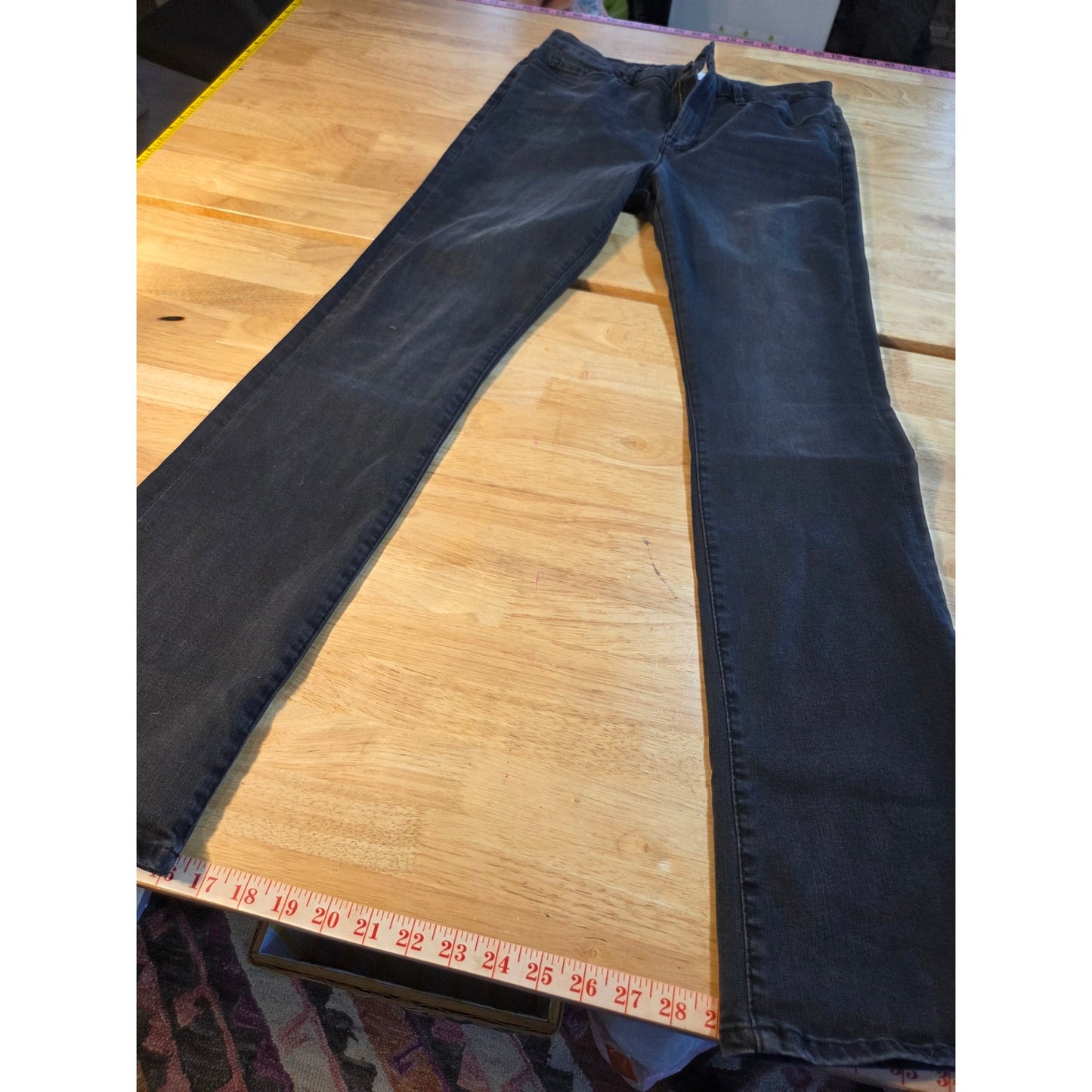 Black Frame denim size 33 le boot cut jeans perfect flare higher waist