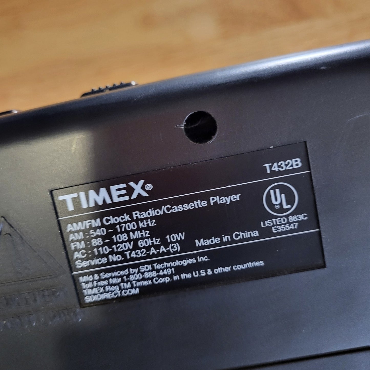Timex T432B AM/FM Clock Radio Cassette Player Plug or Battery