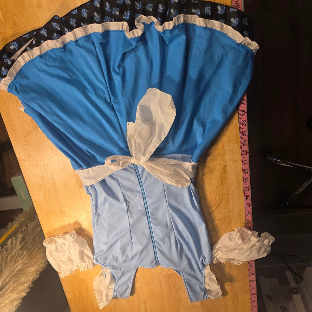 Legs Avenue Blue Mushroom Alice in Wonderland off the shoulder costume tie small