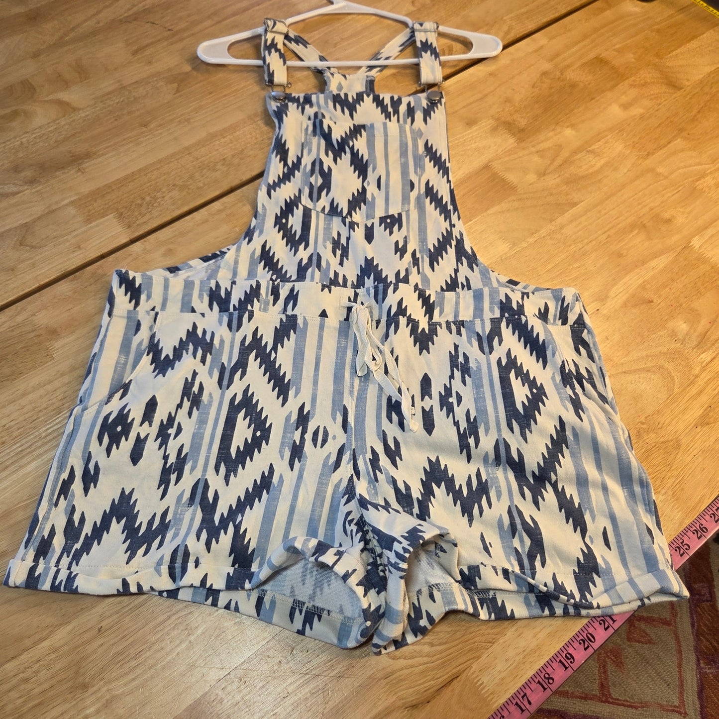 Cato Jersey Net Aztec print cream and blue overall shorts size large