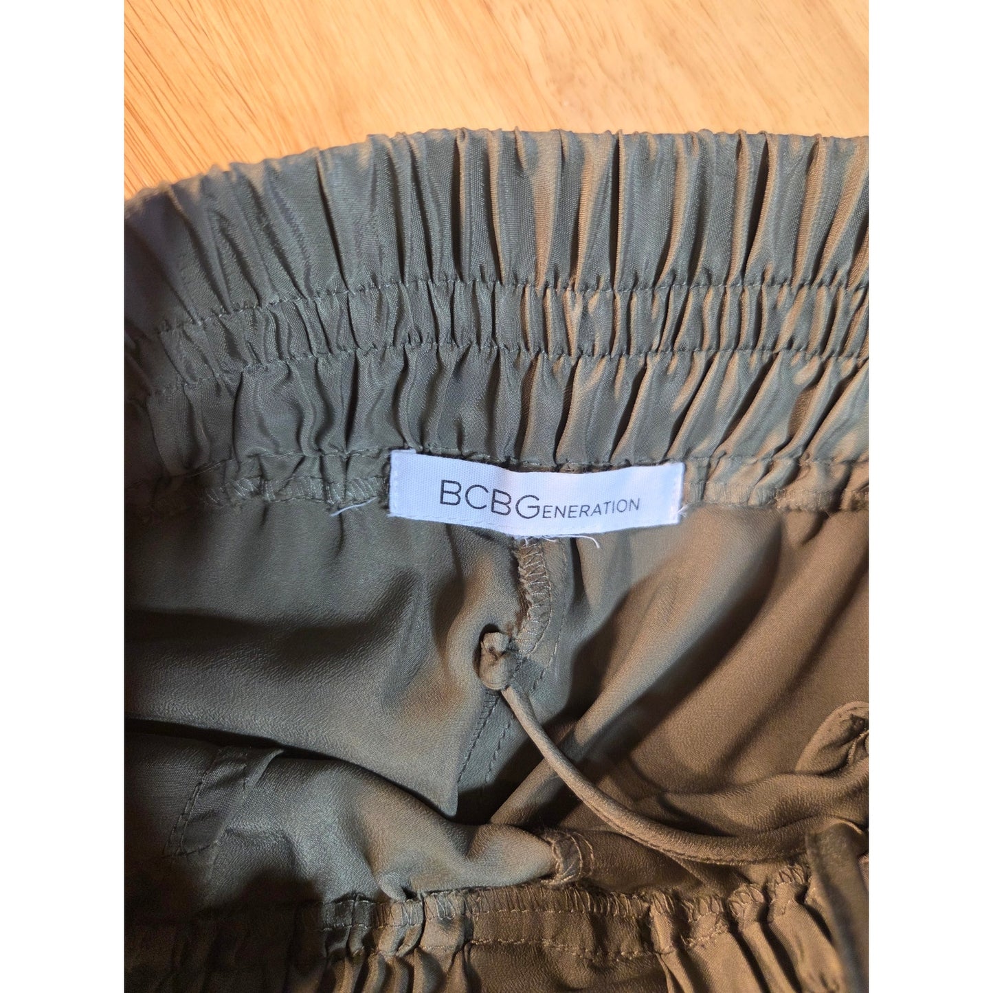 BCBG army green elastic waist jogger nylon small tie pockets