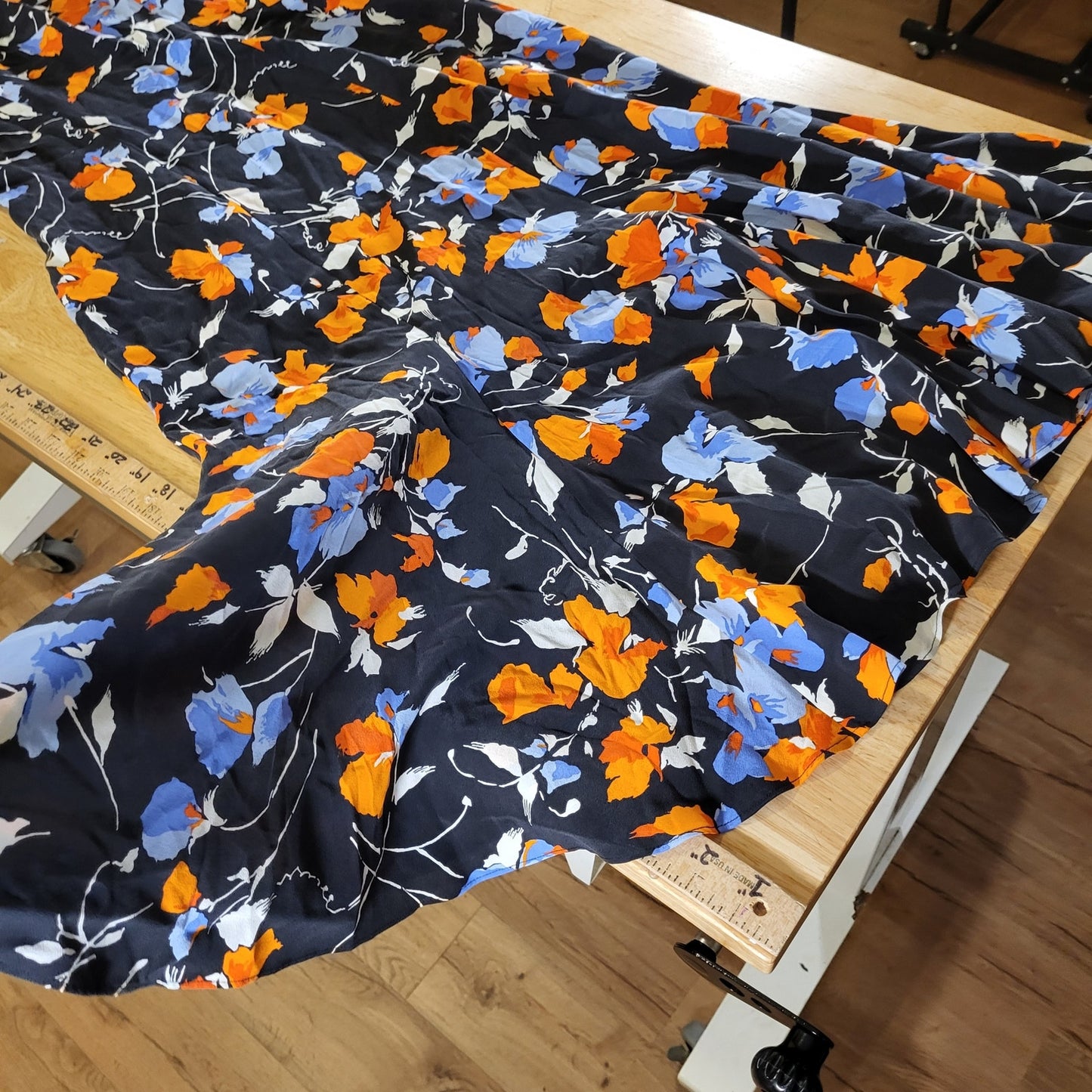 Joie Blue Orange Floral 100% Silk Sleeve Cap Sleeve Mermaid Hem Bias Cut 4