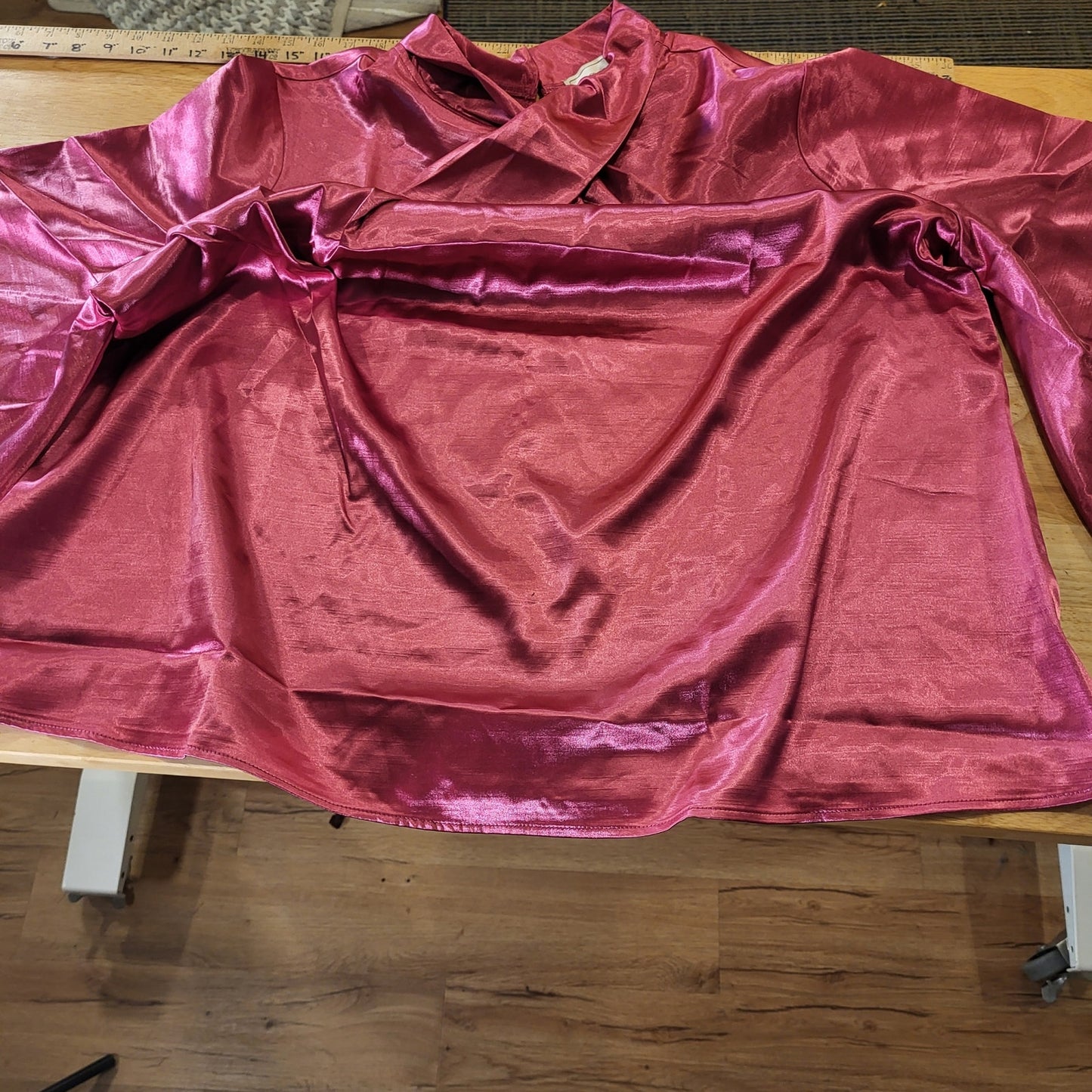 Monroe & Main Vintage Satin Pink Fuscia Winged Sleeve High Neck Blouse 2x
