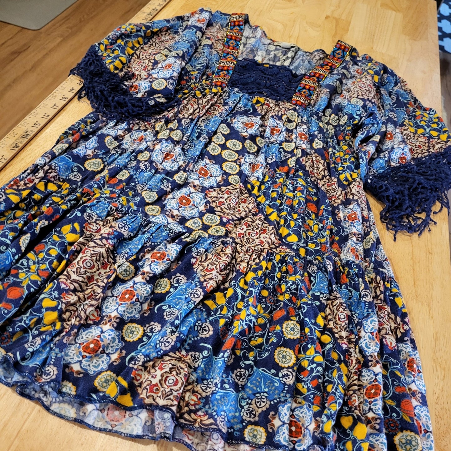 Live and Let Live Bohemian Dress Fringe Sleeve Size Small