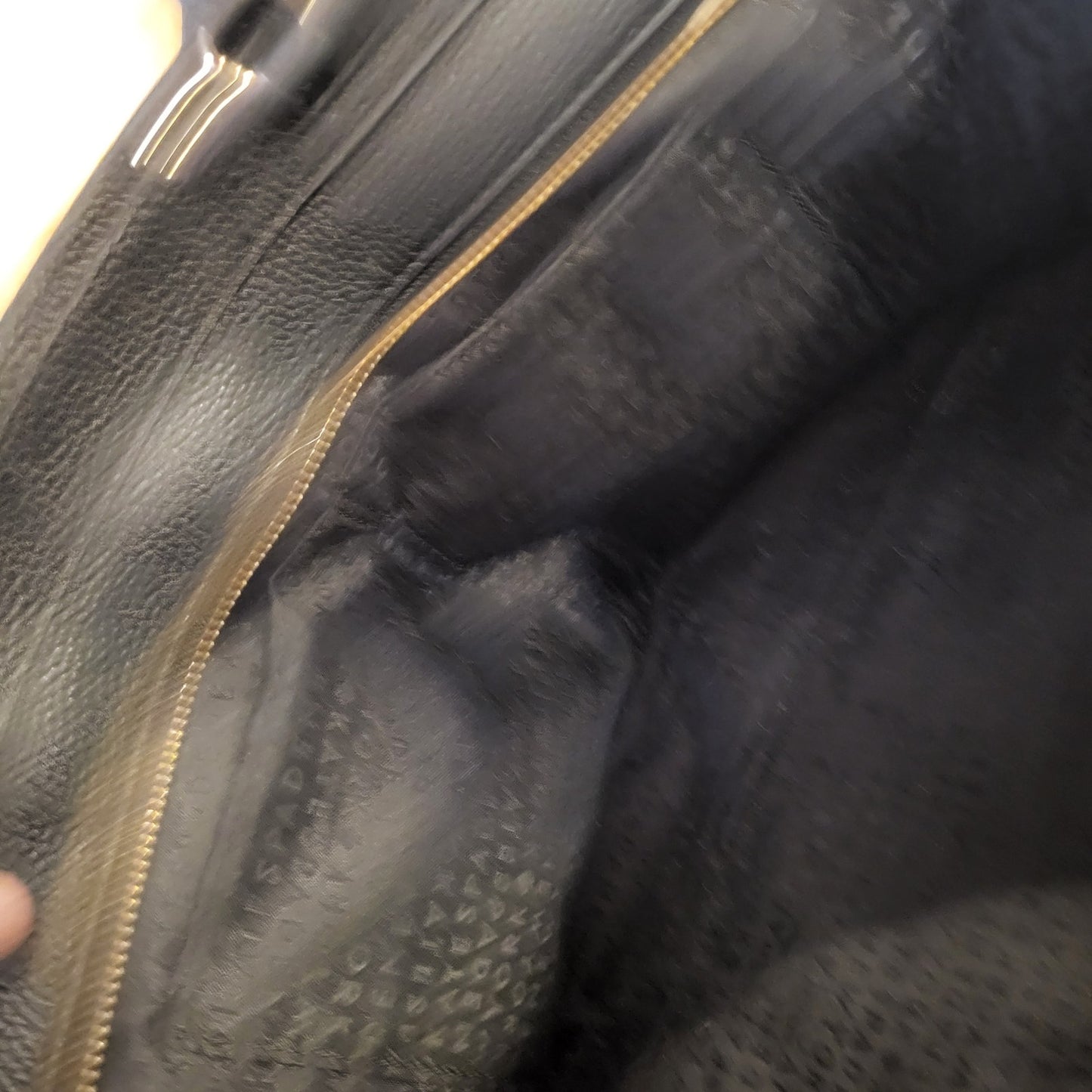 Kate Spade black pebbled leather top handle bag large bow zip closure