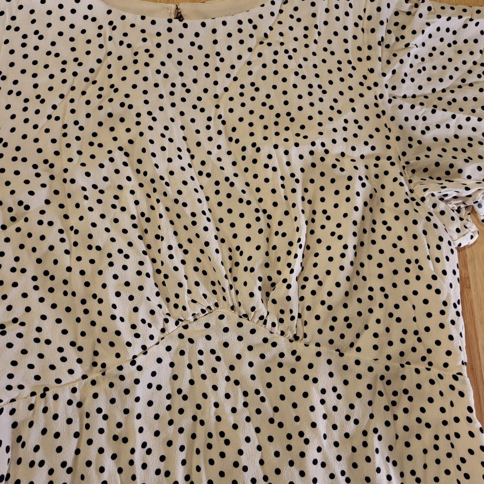 Flutter Sleeve Open Back Black & White Polka Dot Silk Rayon Blend XS 16" P2P