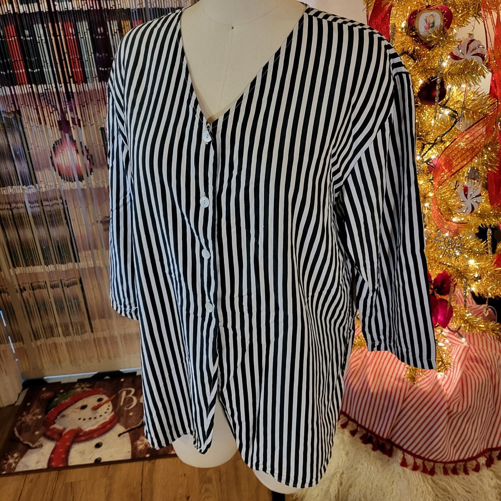 Vintage Black & White Striped Button Front Long Sleeve Blouse Medium