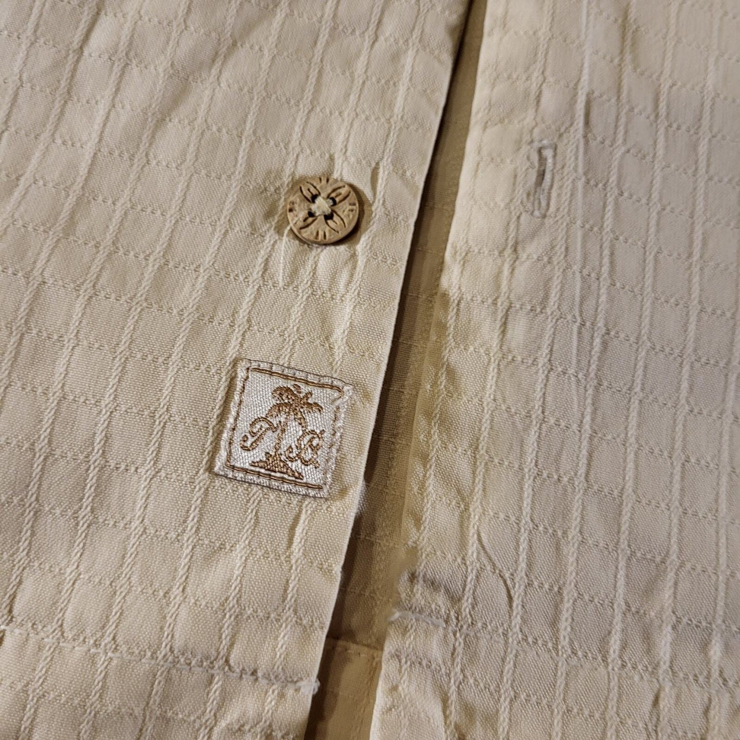 Tommy Bahama Beige Waffle Weave Short Sleeve 100% Silk Button Down Medium