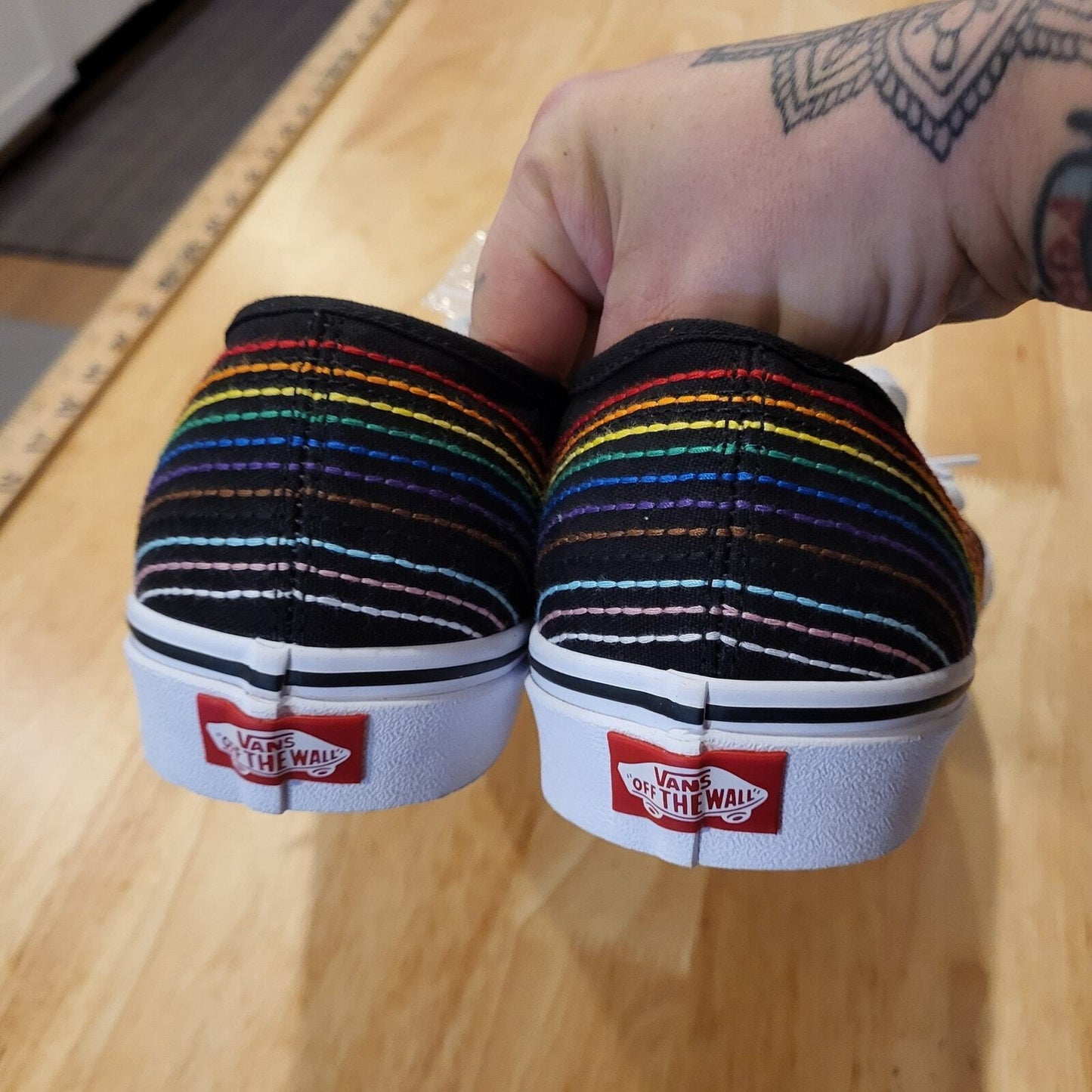 (NEW) Vans Pride Collection Love is Love Shoes Men 12