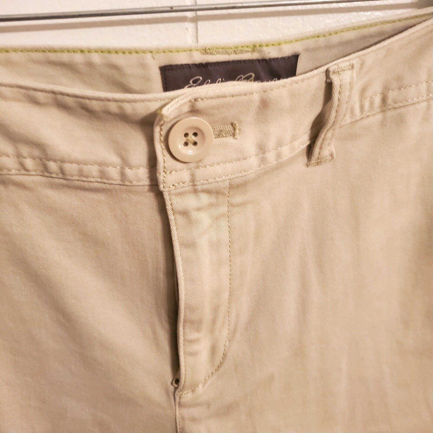 Eddie Bauer Women's Size 12 - Khaki Shorts with Pockets 