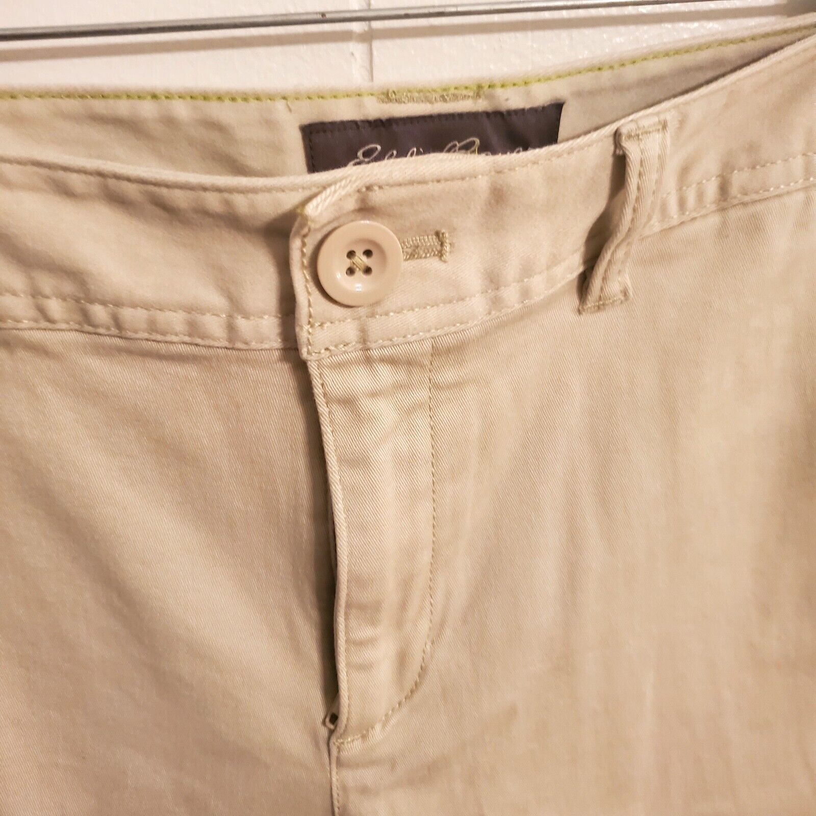 Eddie Bauer Women's Size 12 - Khaki Shorts with Pockets 
