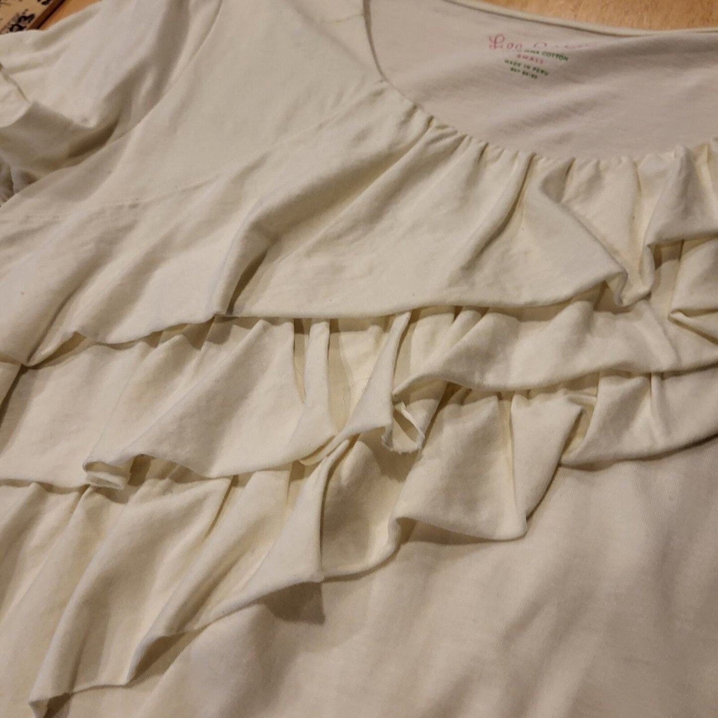 Lilly Pulitzer Cream ruffle front detail 100% cotton t-shirts small