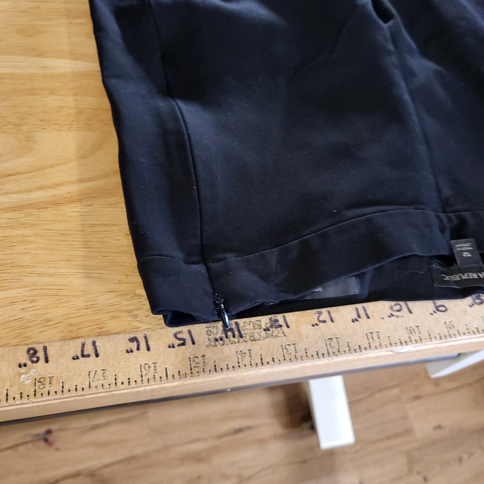 Banana Republic Devon Black High Rise Fitted Through Leg Ankle Slimming Stretch 