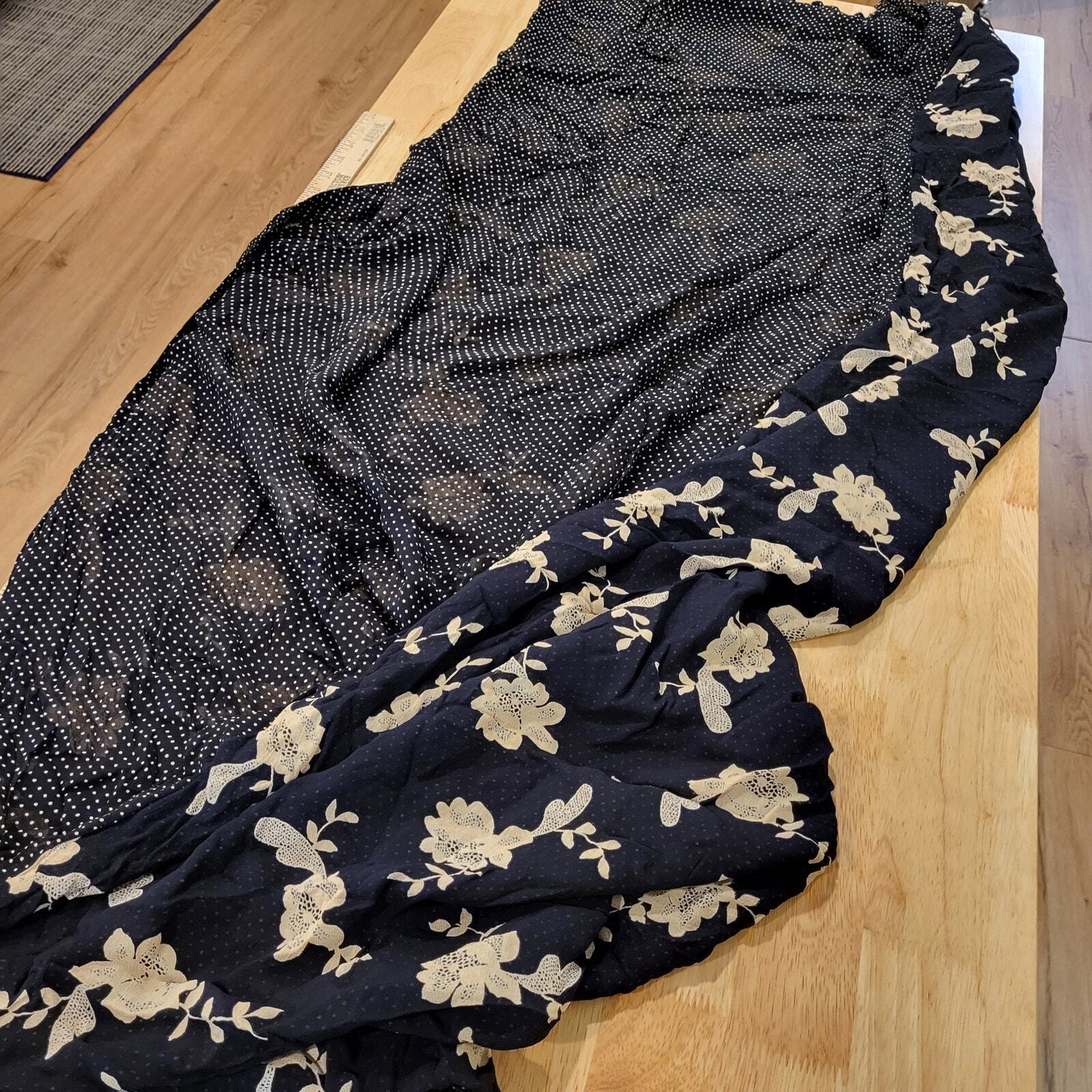Beautiful Black Floral Silky Scarf White Floral Print 72" x 60" Polka Dots