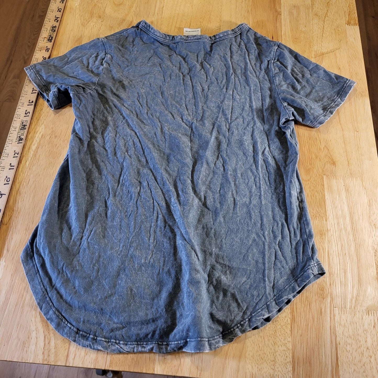 Modern Lux Namaspace Yoga Meditation Distressed xs T-shirt Gray