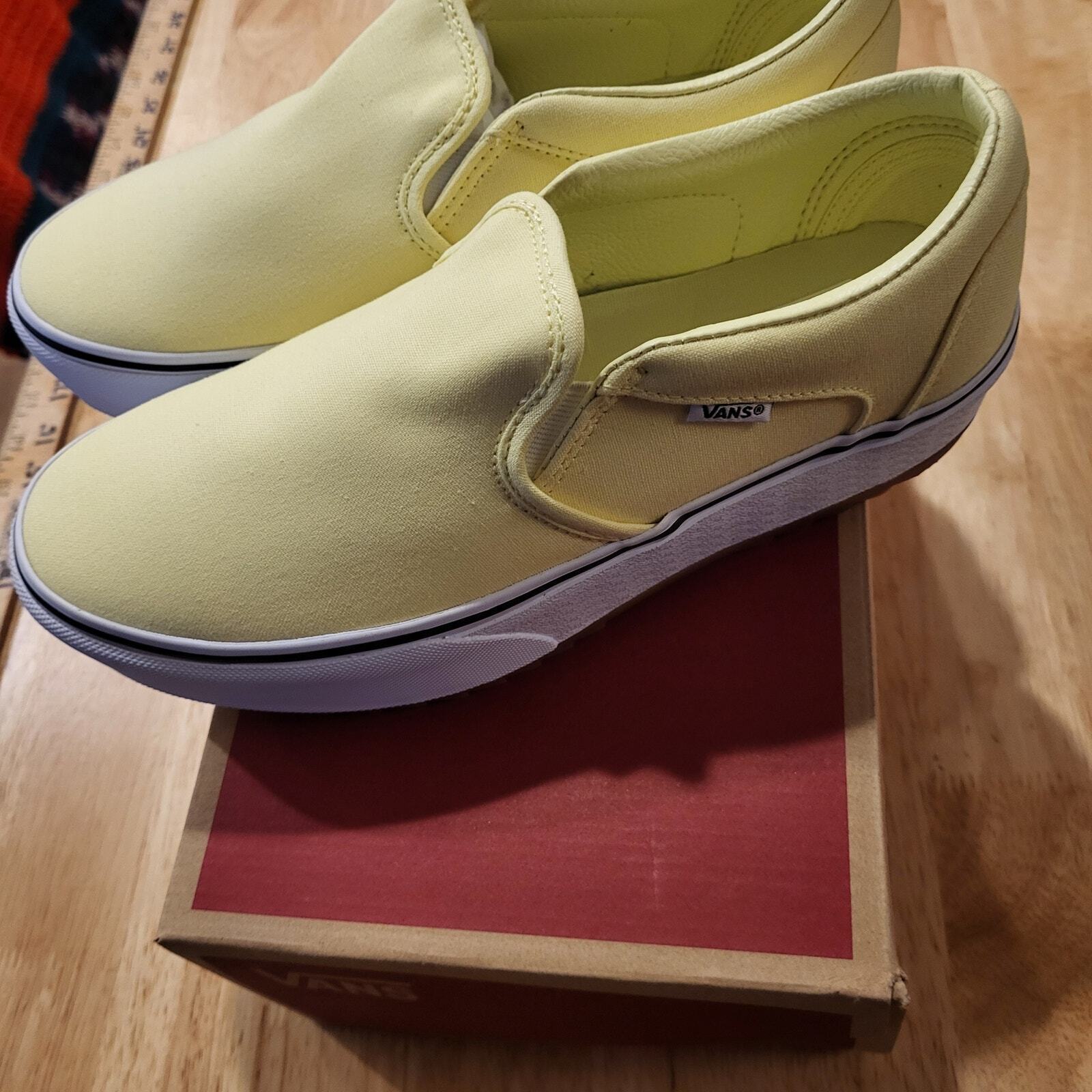  New With Tag Yellow Vans Asher Platform ST Women's Slip-on Canvas Shoes 9.5