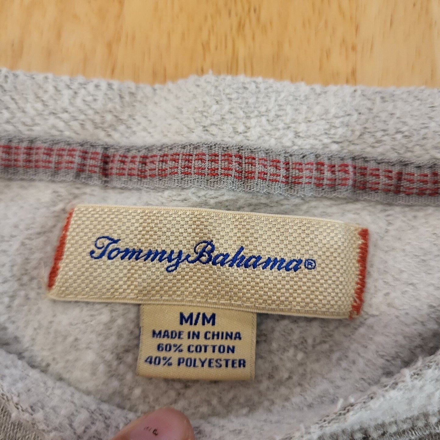 Tommy Bahama Gray Patch Shoulder Pullover Sweatshirt Medium Long Sleeve