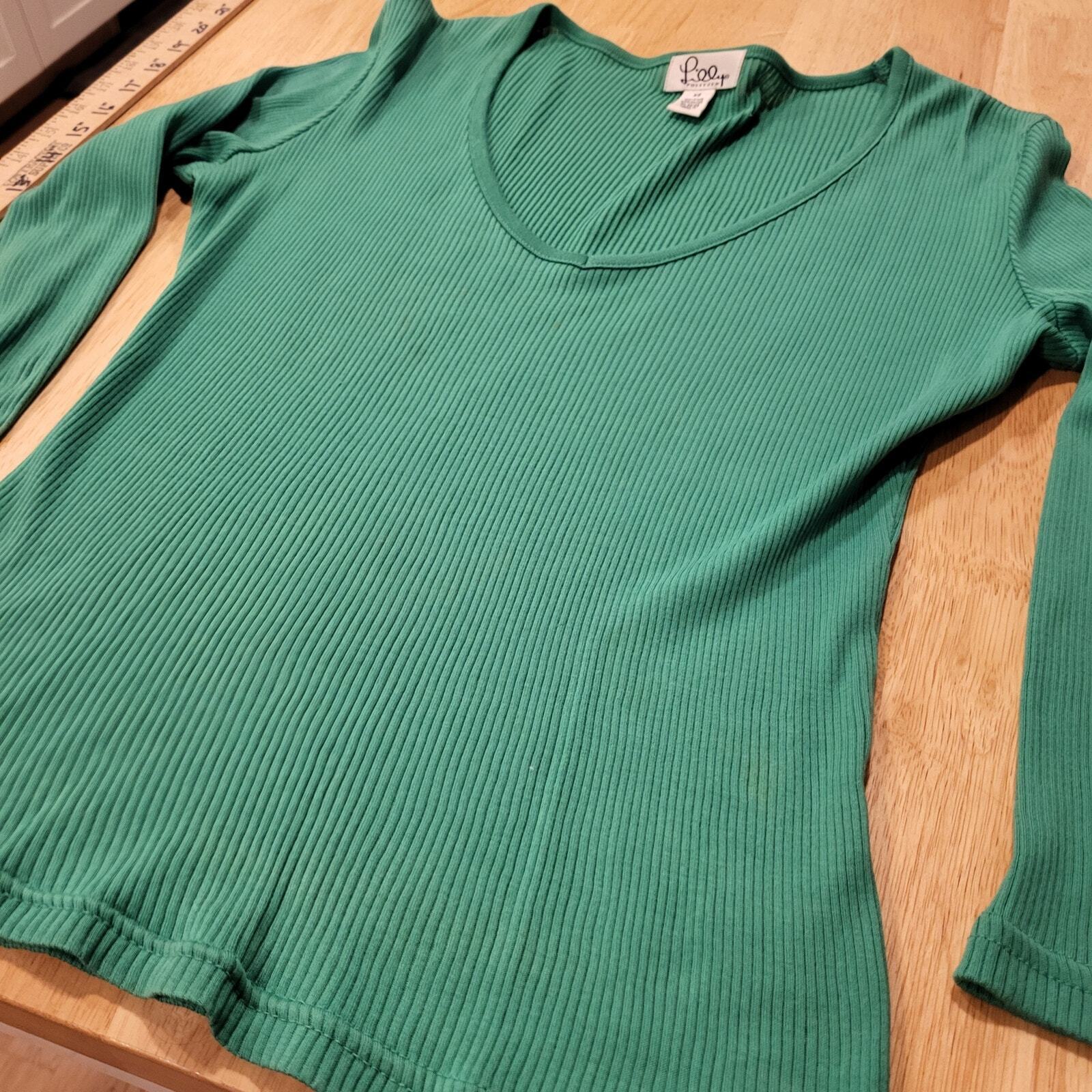 Lilly Pulitzer green long sleeve v-neck 100% cotton xsmall
