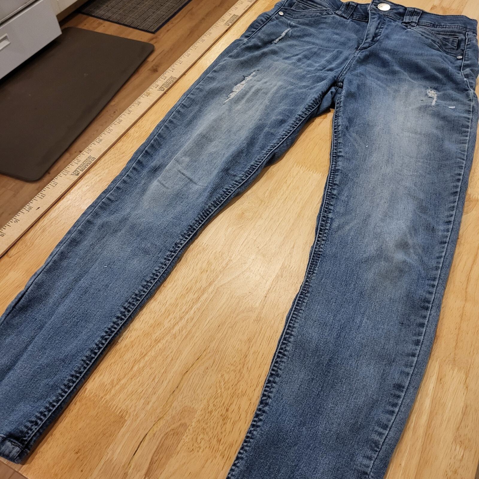 Democracy Ab-solution Size 4 Skinny Jeans Medium Wash