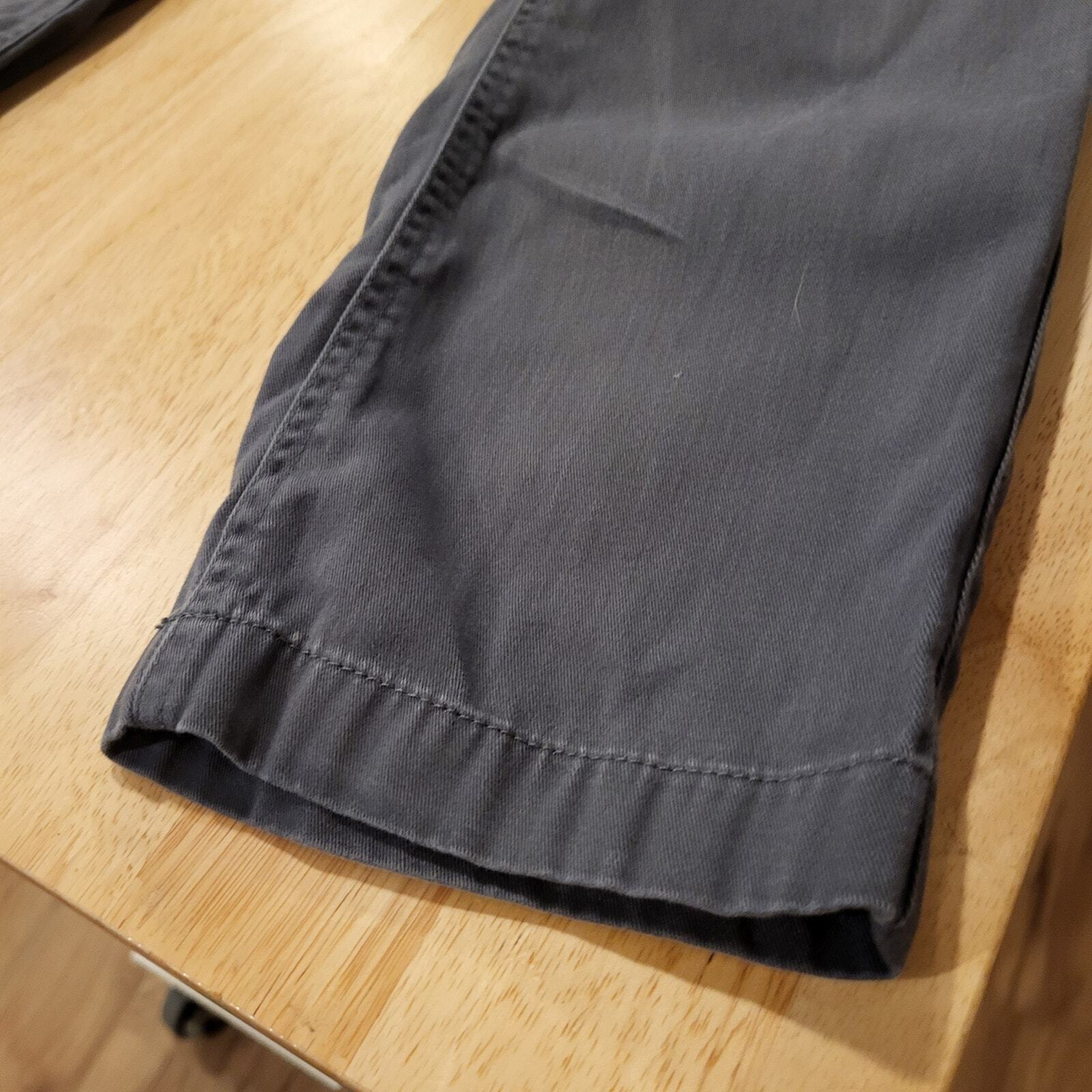 Gray L.L. Beans Favorite Fit Chinos Size 6P Pants 30" Waist 26" Inseam 