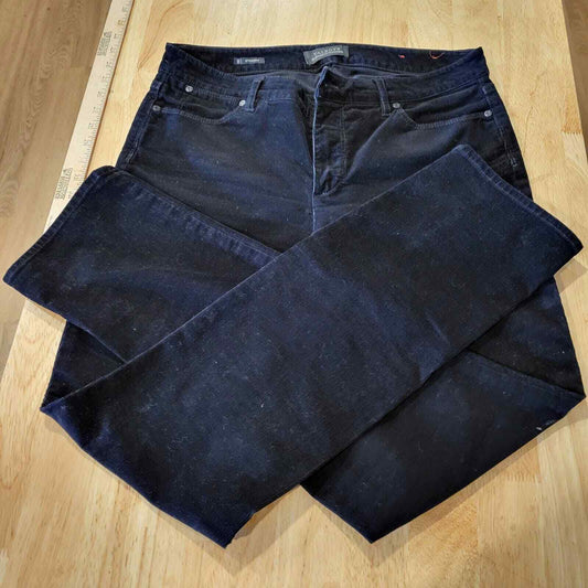 Talbots Flawless Five Pocket Straight 8 Black Jeans Denim 31" Waist
