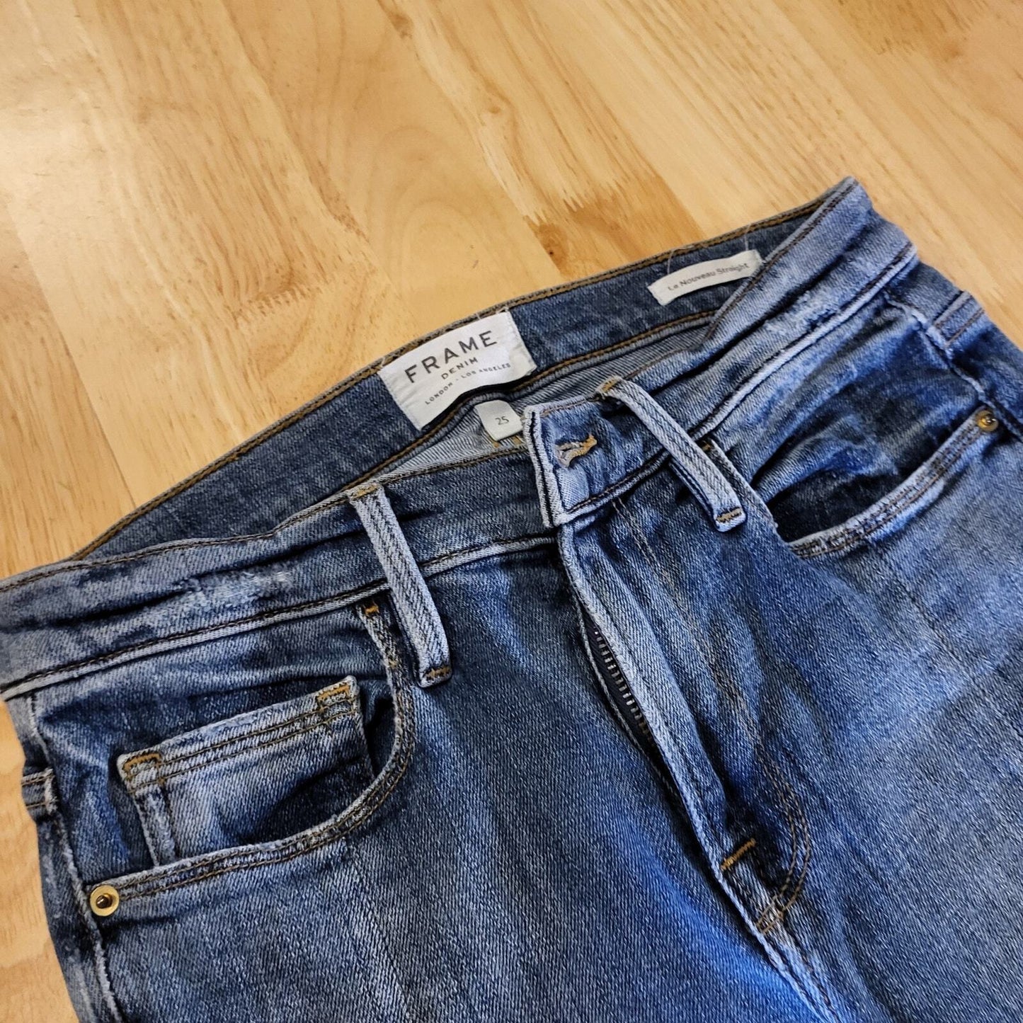 Frame Le Nouveau Straight 25 Front Slit Distressed Hem Denim Jeans USA