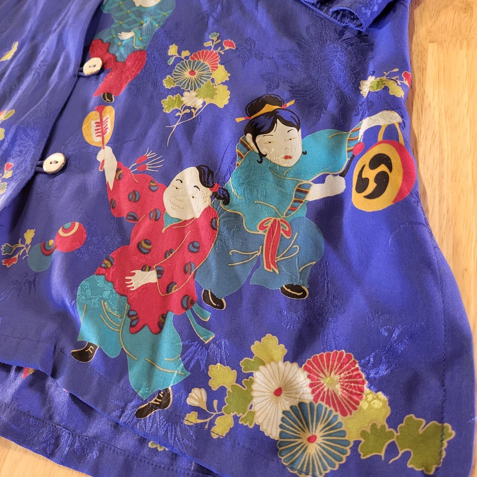 Vintage Chico's Design Size 0 Chinese Printed Silk Blouse 3/4 Sleeve  Button 