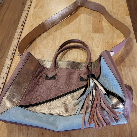 New! Vittoria Napoli Made in Italy Genuine Leather Pastel Metallic Shoulder 