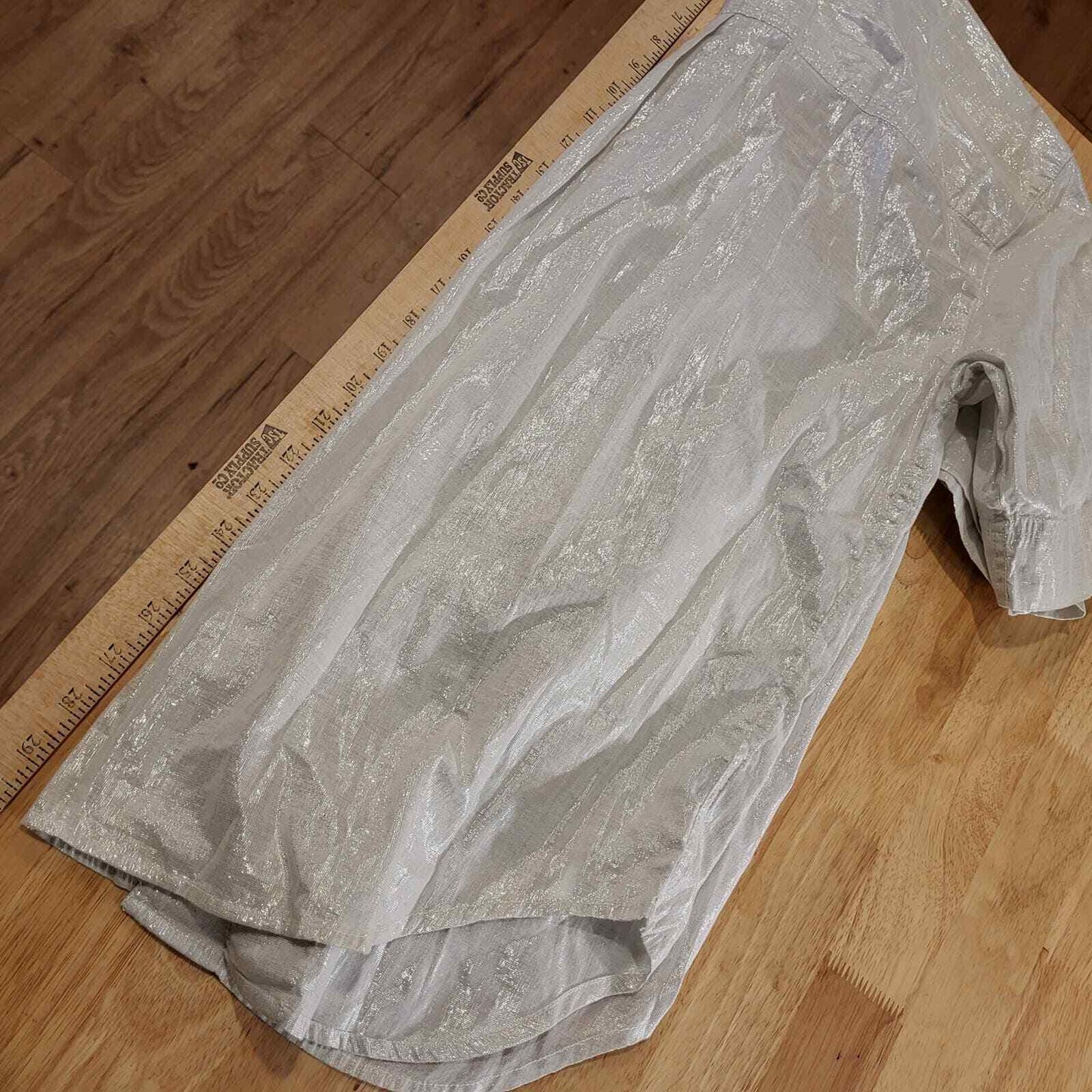 Vintage Liz Wear short sleeve silver metallic collared button down