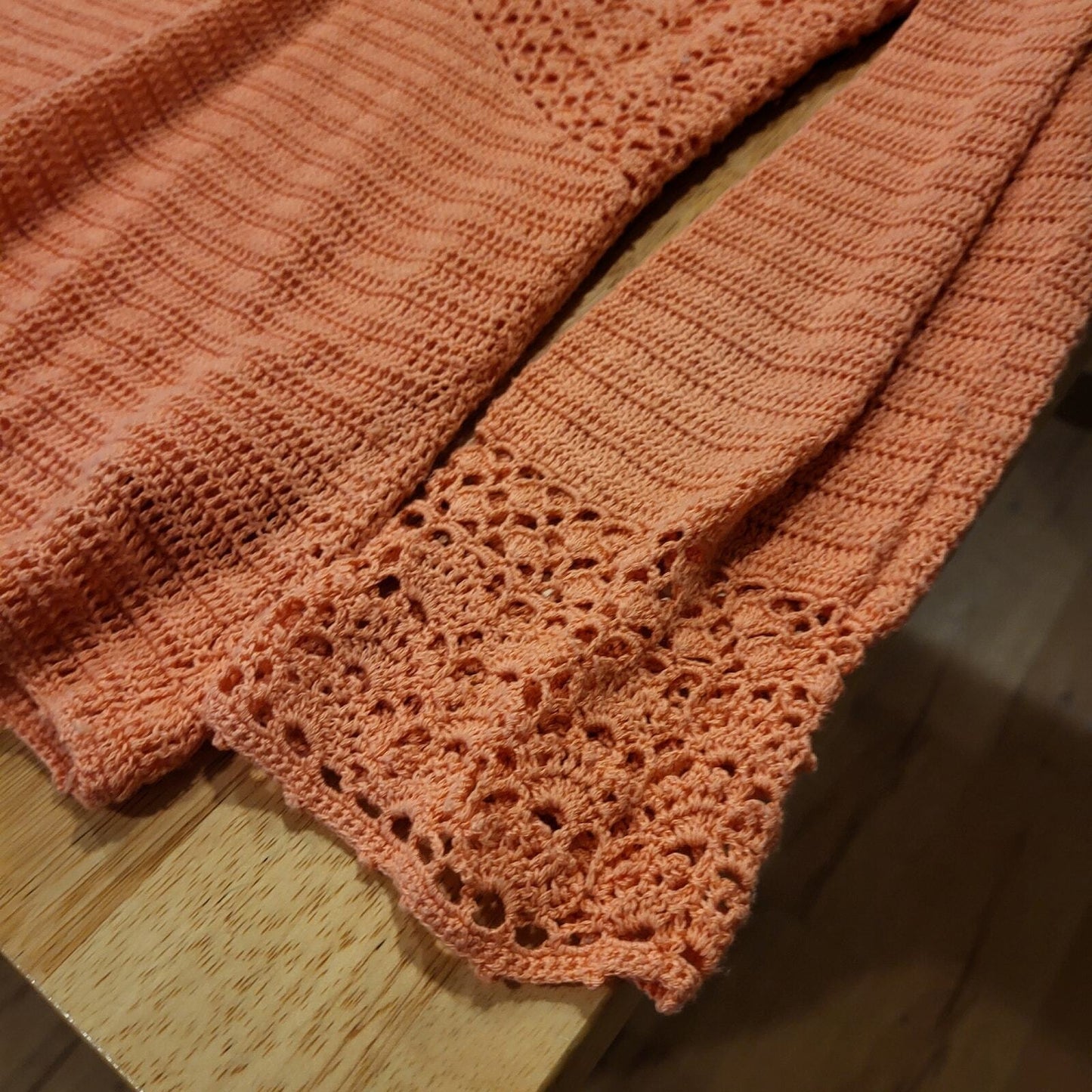 Lilly Pulitzer salmon knit crocheted pullover sweater small 15" Pit 2 pit lined