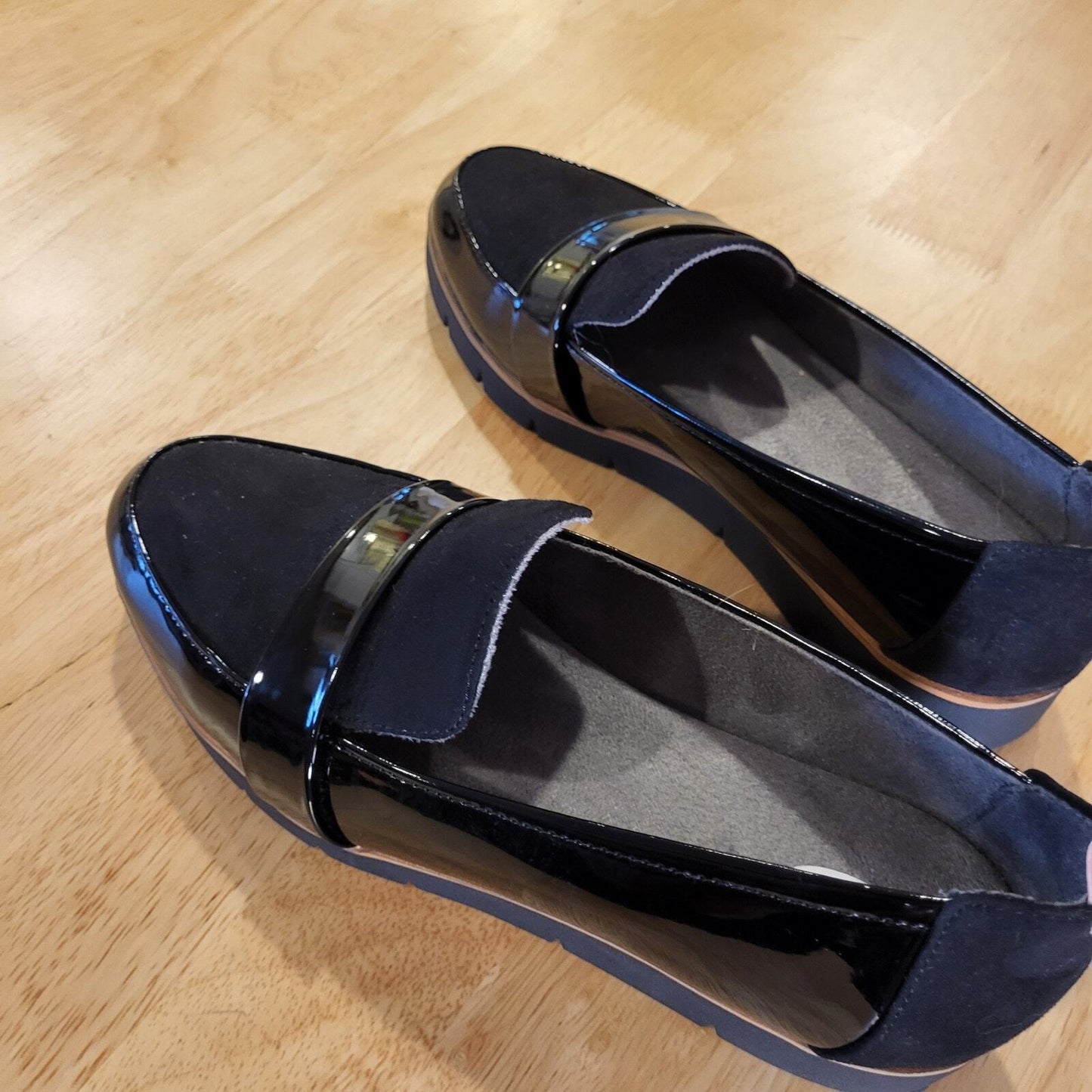 Dr. Scholl's Suede Patten Leather Size 7.5 Black Comfort  