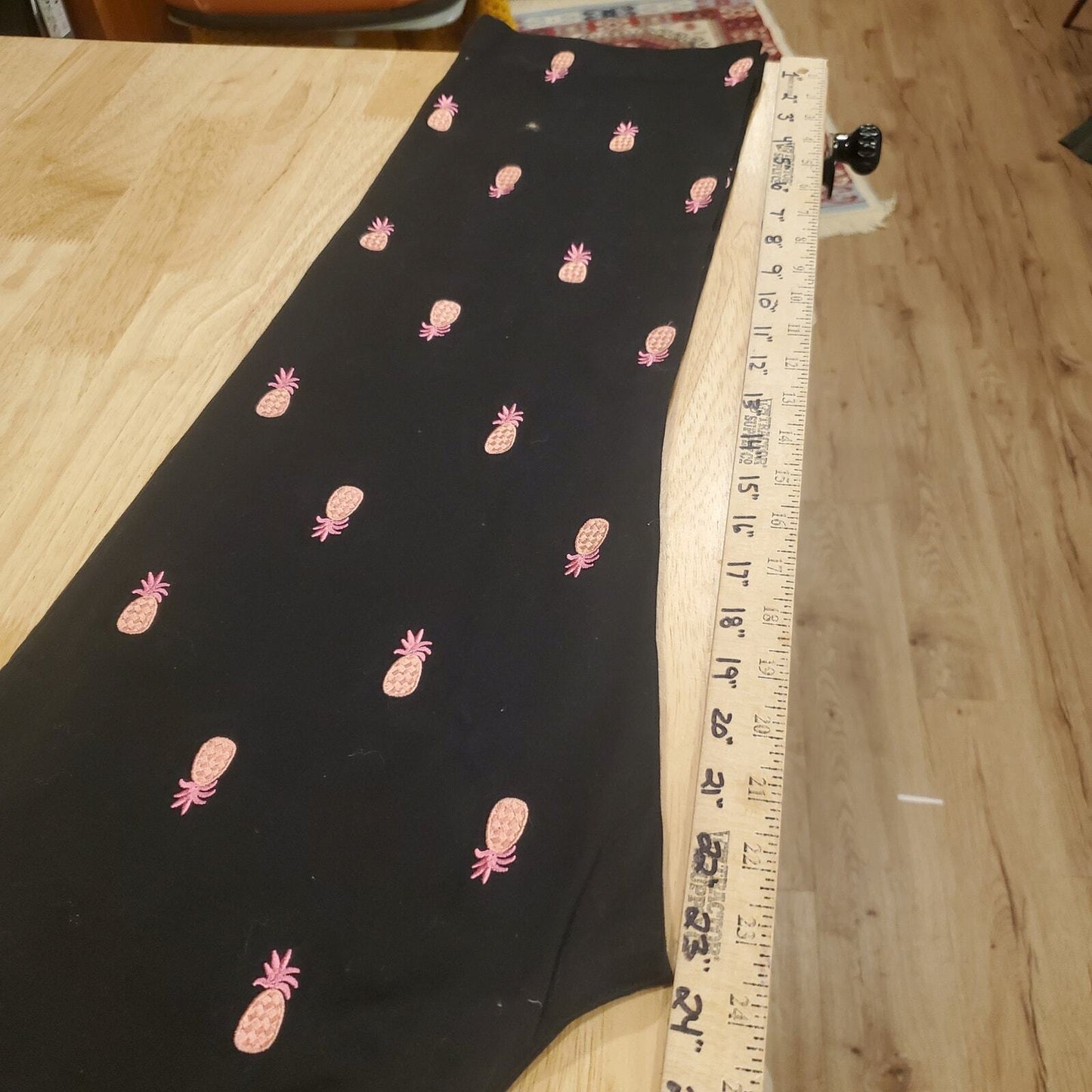 Lilly Pulitzer Black Ankle Pants Pineapple Detail 32" Waist