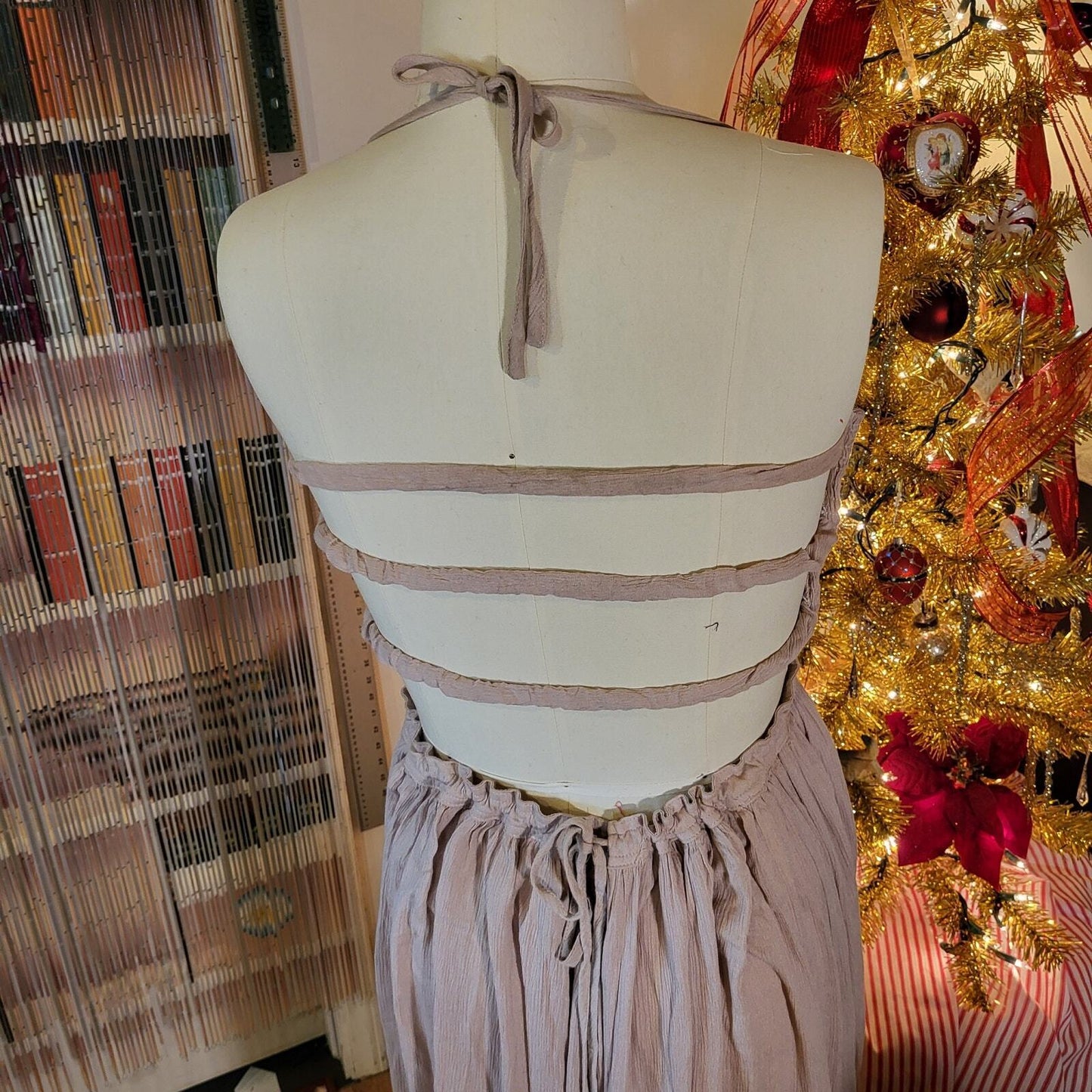R. Vivimos Prairie Elastic Open Back Beige Maxi Dress Small 4/6 Adjustable Waist