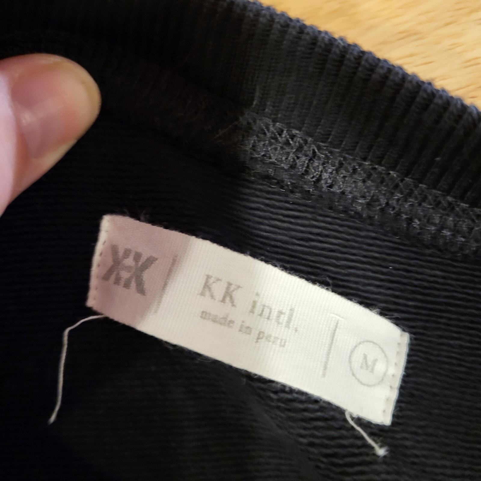 KK International Perú Sweatshirt Zipper Detail Medium Black Screen Printed 