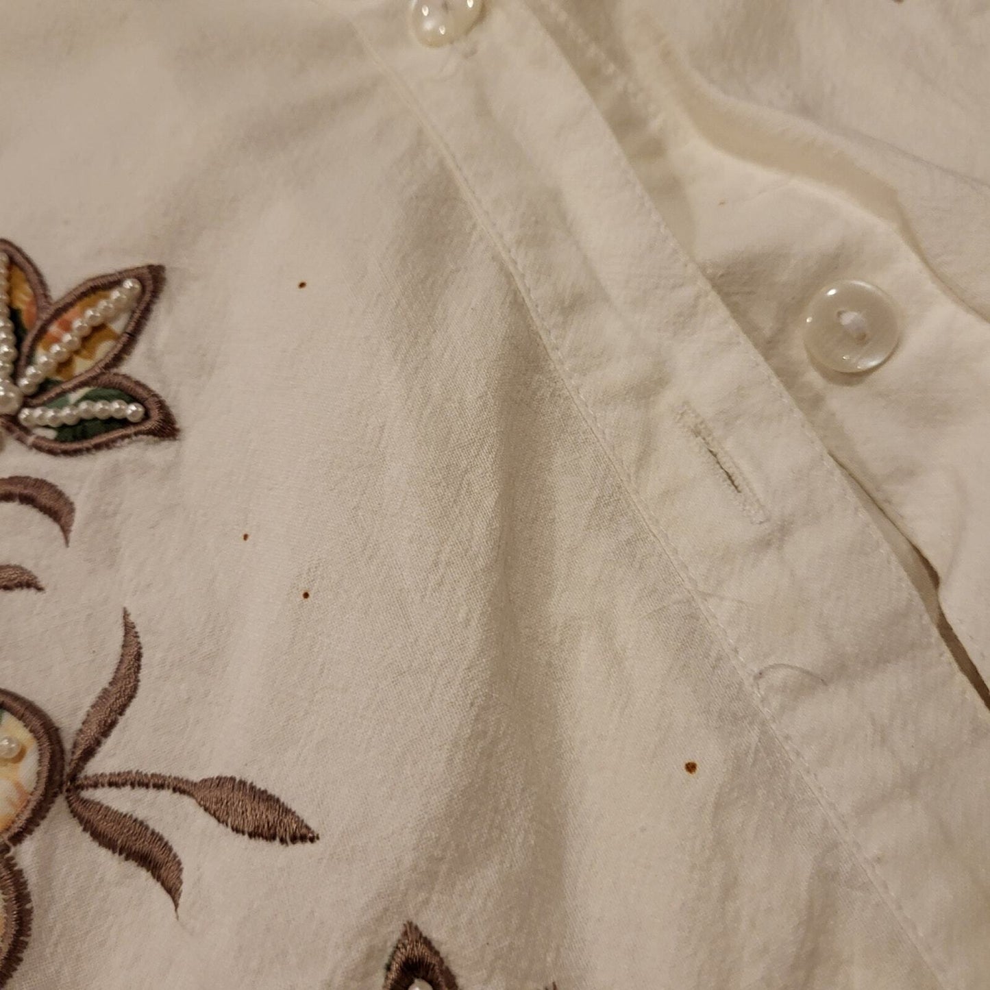 Vintage Beaded Jane Ashley White Short Sleeve Button Down Collared Shirt