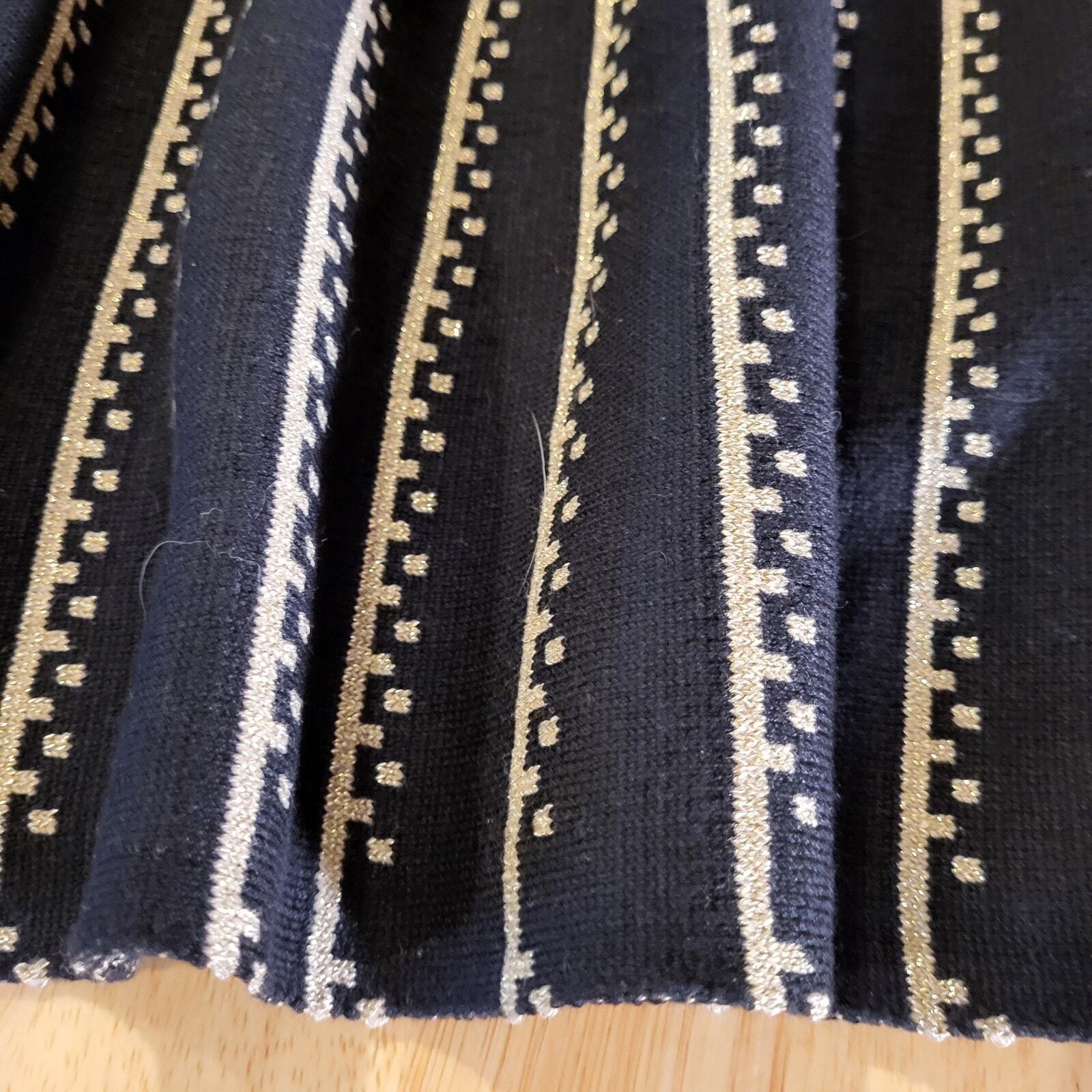 NEW With Tag Lark + Gray Knit Black & Gold A-line Skirt Stretch Viscose Metalic