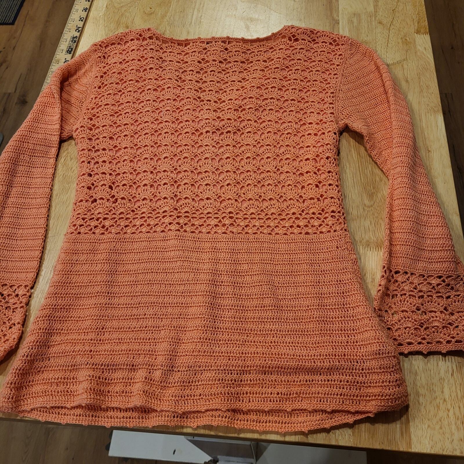 Lilly Pulitzer salmon knit crocheted pullover sweater small 15" Pit 2 pit lined