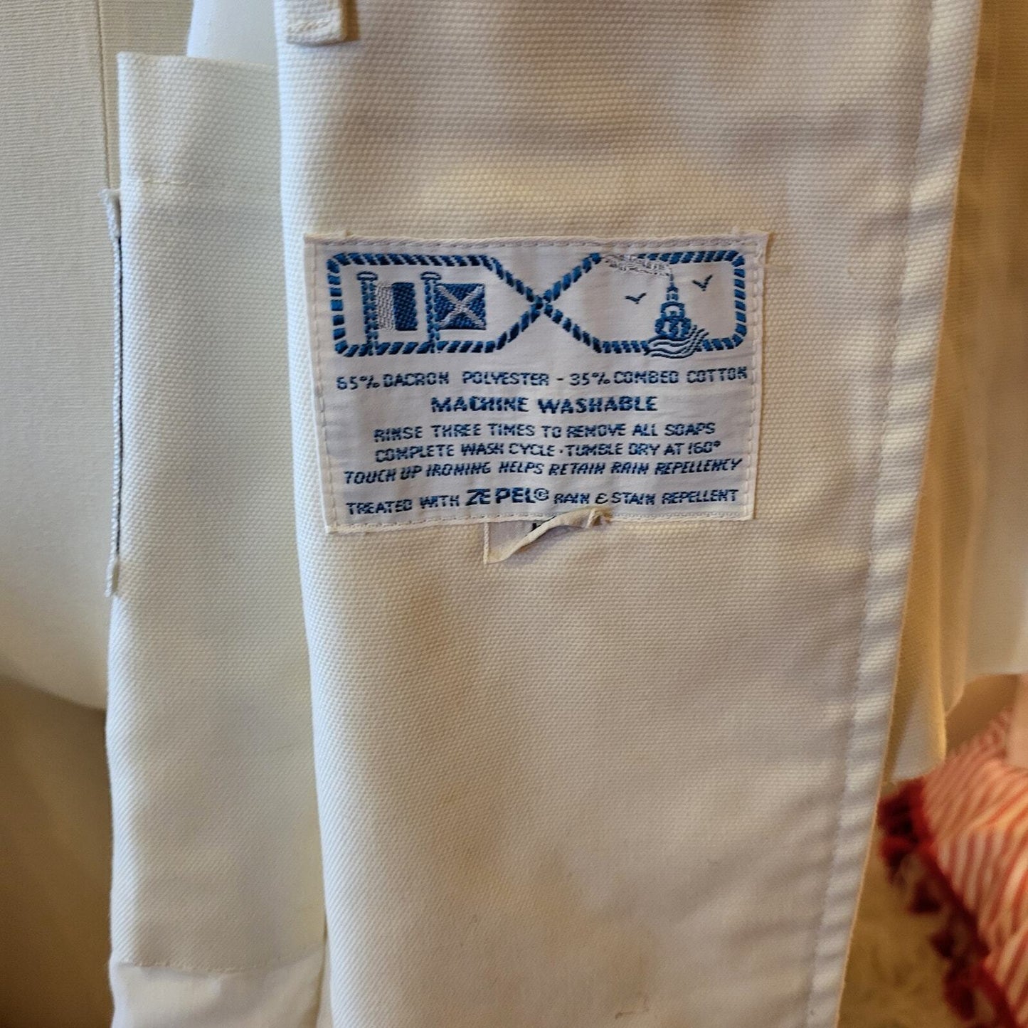 Rare Vintage Misty Harbor 55% Dacron 35% Combed Cotton Rain Repellant 12R