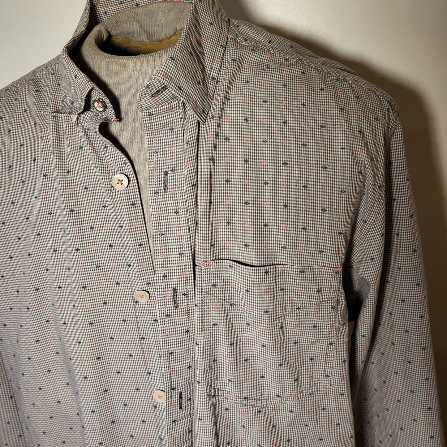 Tommy Bahama Jeans Blue Striped Cotton Shirt XL Collar Button Pocket