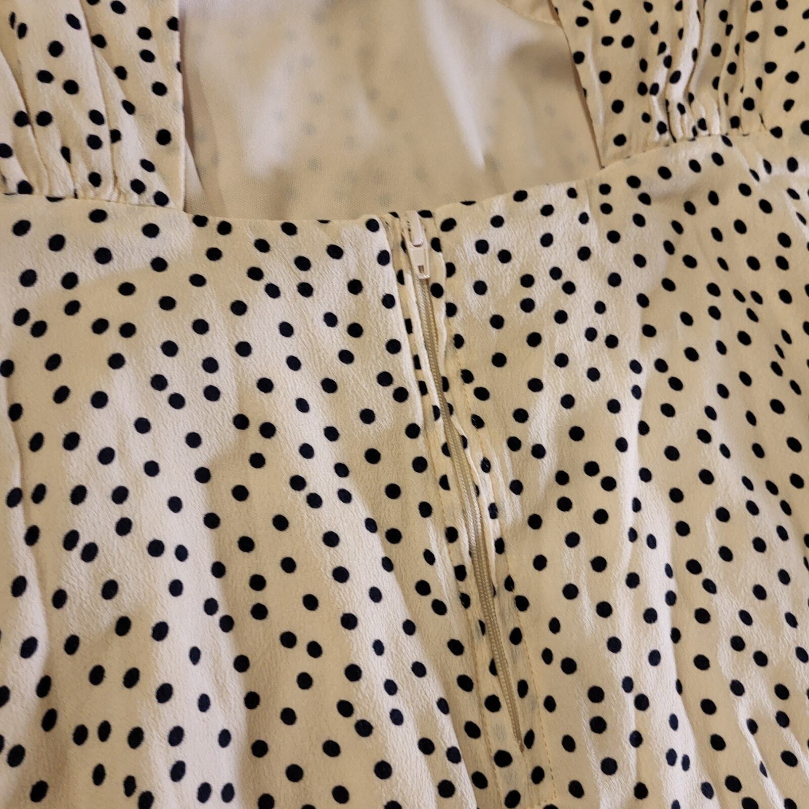 Flutter Sleeve Open Back Black & White Polka Dot Silk Rayon Blend XS 16" P2P