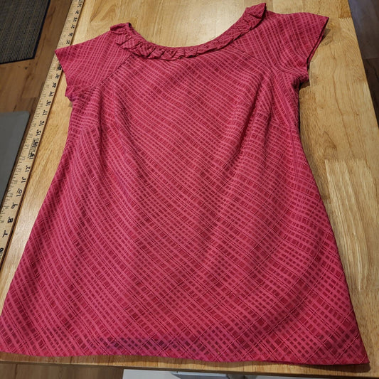 Lilly Pulitzer Pink Plaid Blouse Ruffle Collar Button Back Cap Sleeve 18" P2P